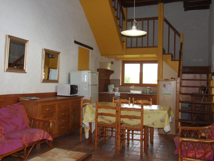 Location de vacances - Maison - Villa à Franchesse - Séjour aile droite