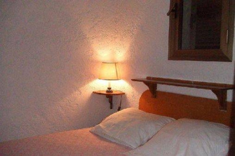 Location de vacances - Villa à Sainte-Lucie de Porto-Vecchio - Chambre du haut