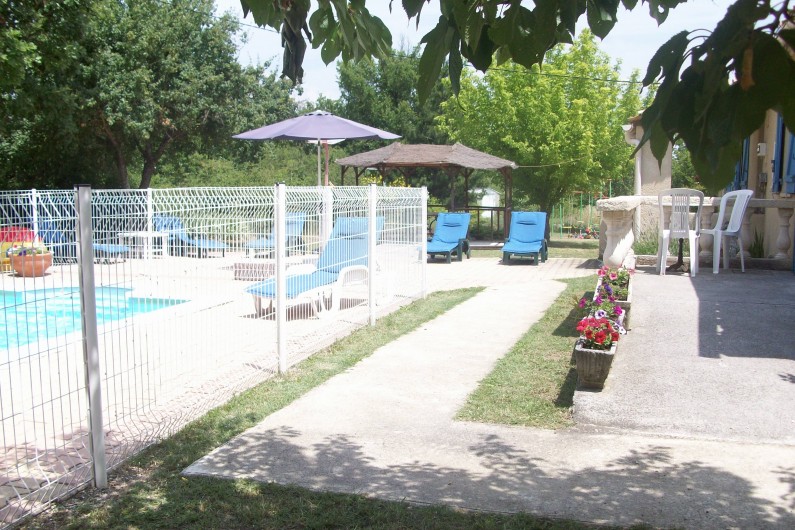 Location de vacances - Villa à Céreste - ACCES POUSSETTE OU FAUTEUIL ROULANT