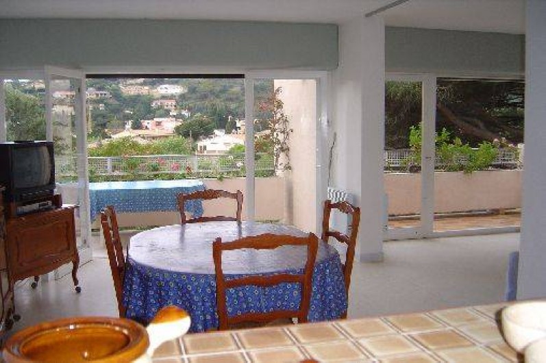 Location de vacances - Appartement à Le Lavandou - balcon et 2° chambre