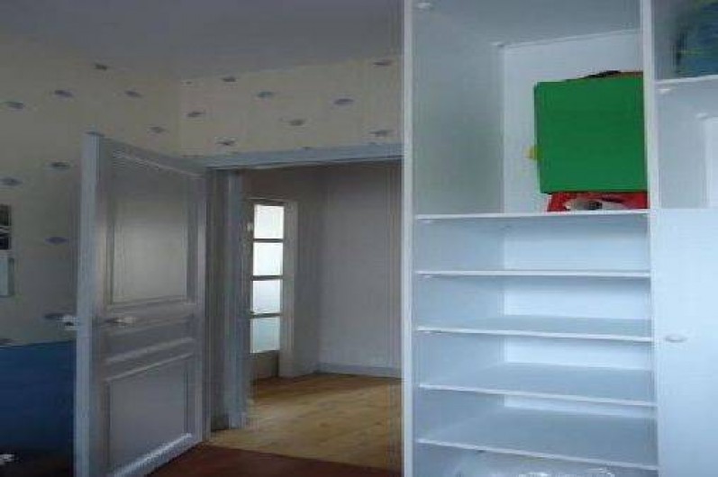 Location de vacances - Appartement à Saint-Malo - chambre sur cour