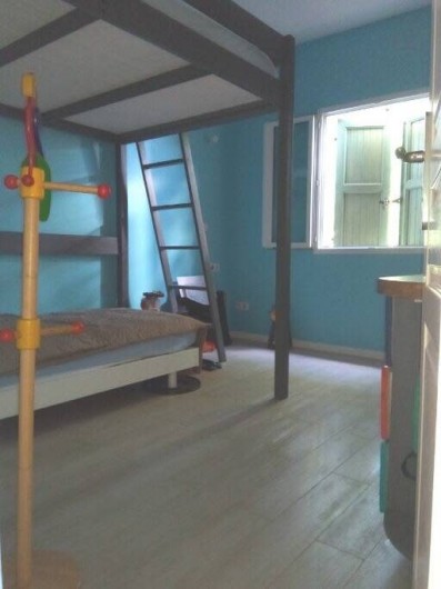 Location de vacances - Villa à Paladru - Chambre "Bois"