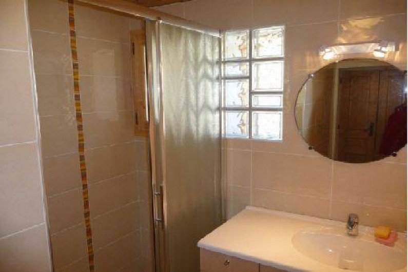 Location de vacances - Appartement à La Clusaz - Salle de douche