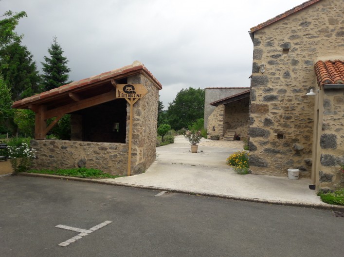 Location de vacances - Gîte à Pouzauges - Maison mitoyenne avec entrée indépendante.