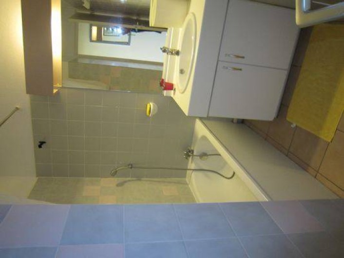 Location de vacances - Appartement à Le Cap d'Agde - La salle de bain