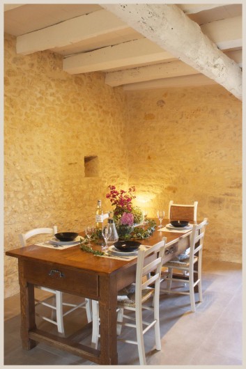 Location de vacances - Gîte à Saint-Avit-Sénieur - coin repas