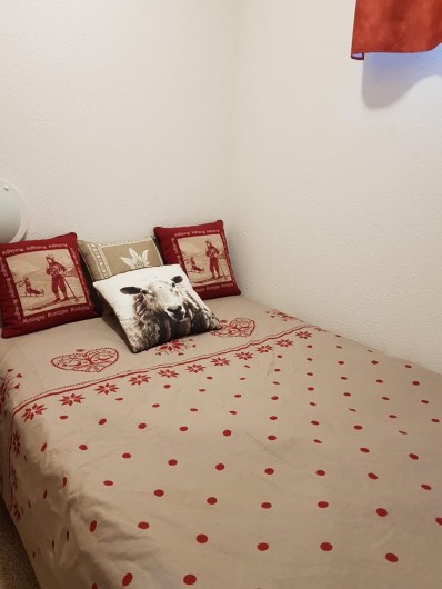 Location de vacances - Appartement à La Joue du Loup - la chambre