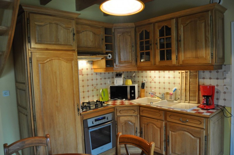 Location de vacances - Gîte à Lanvellec - Ty Nevez - cuisine intégrée