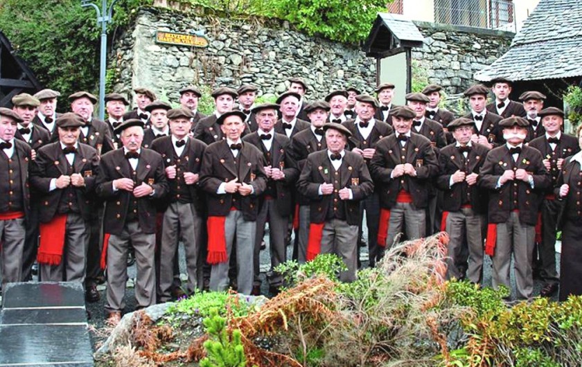 Location de vacances - Gîte à Esquièze-Sère - L'Orphéon   Chanteurs Pyrénéens