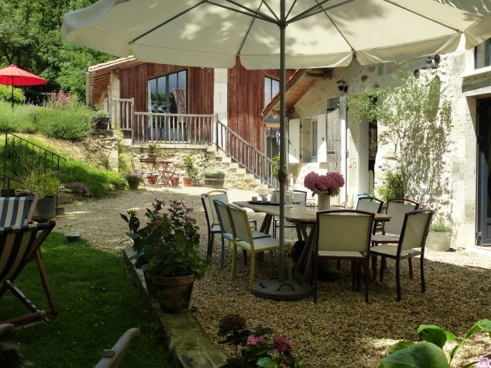 Location de vacances - Gîte à Festalemps - terrasse principale