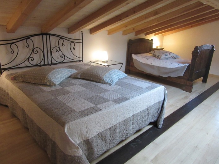 Location de vacances - Maison - Villa à Fourcès - MEZZANINE NUIT  1 LIT 160  1 LIT 110