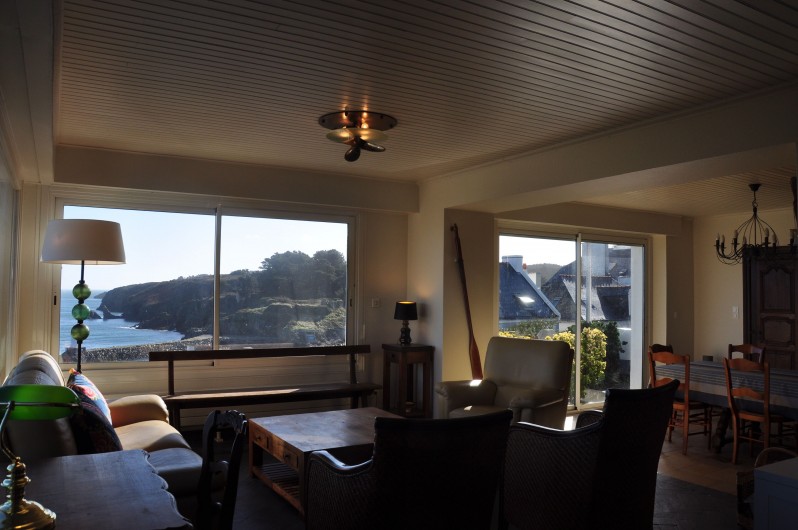 Location de vacances - Maison - Villa à Sauzon - salon et pièce de vie