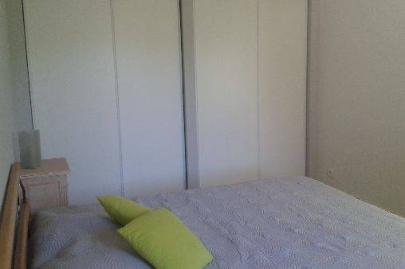 Location de vacances - Villa à Revest-des-Brousses - Chambre 1