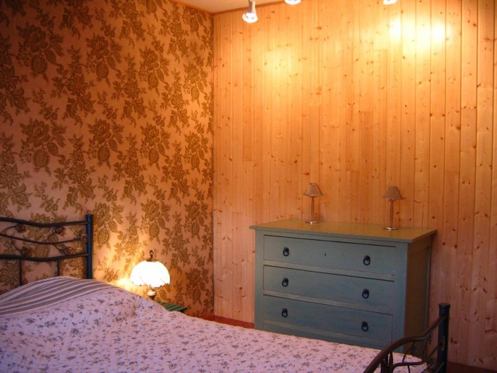 Location de vacances - Appartement à Argelès-Gazost - chambre à coucher