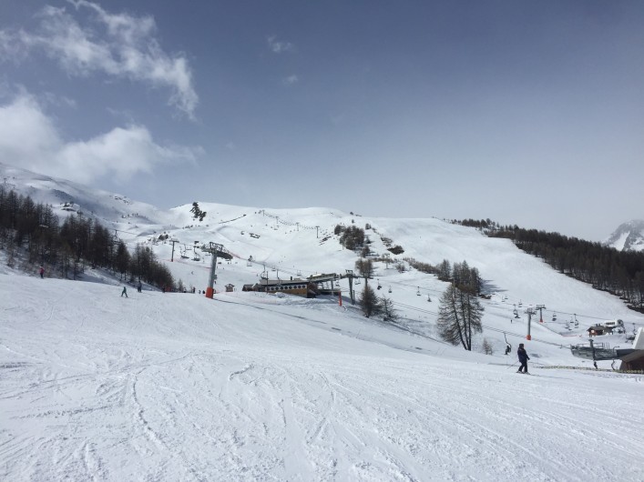 Location de vacances - Appartement à Puy-Saint-Vincent - Une partie des pistes de Puy St Vincent