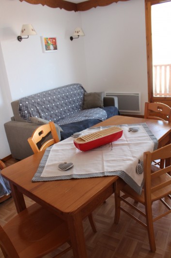 Location de vacances - Appartement à Puy-Saint-Vincent - Le coin canapé 2 places