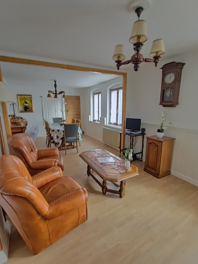 Location de vacances - Chambre d'hôtes à Sainte-Marie-aux-Mines - un SYSTEME HOME CINEMA ( exclusivement DVD avec 50 films )