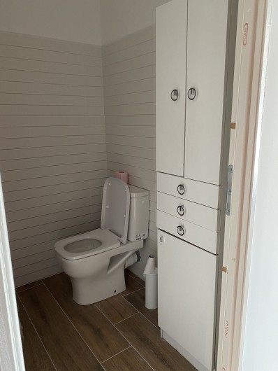 Location de vacances - Villa à Collias - WC 1 étage