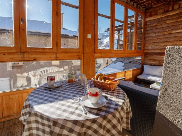 Location de vacances - Appartement à Saint-Véran - Balcon/ véranda