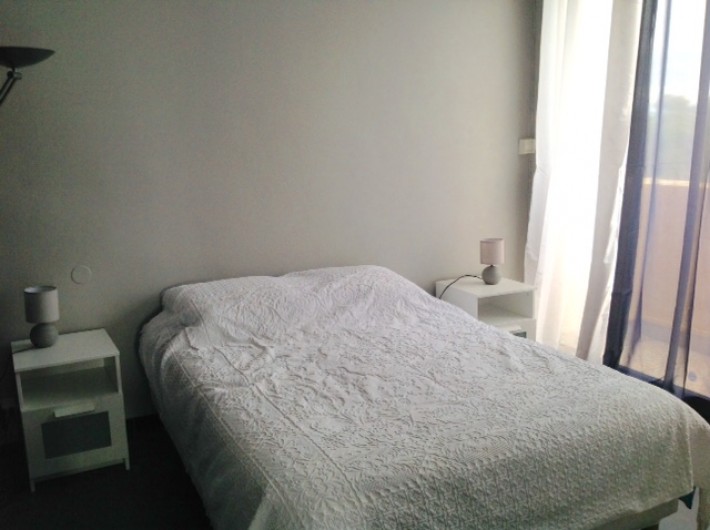 Location de vacances - Appartement à Argelès-sur-Mer - chambre parentale