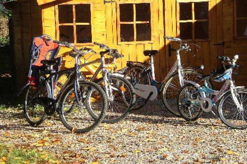Location de vacances - Roulotte à Châtillon-en-Bazois - location vélos