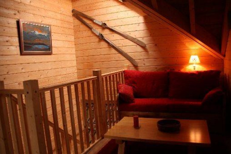 Location de vacances - Chalet à La Féclaz - Mezzanine avec 2 canapés lit indépendants