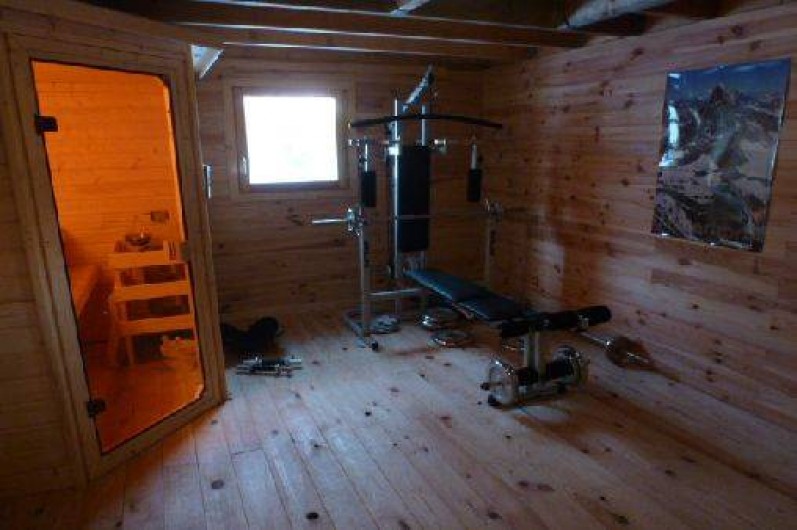Location de vacances - Chalet à La Féclaz - salle de sport et sauna
