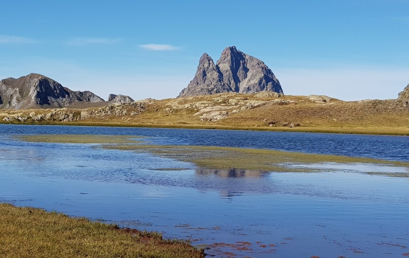 Location de vacances - Gîte à Laruns - Lac de l'Anayet  avec Pic du Midi d'Ossau