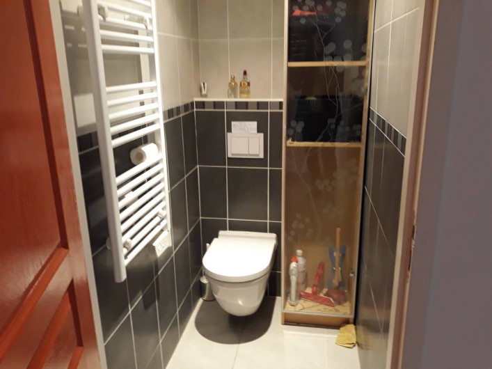 Location de vacances - Appartement à Les Issambres - Toilettes séparées
