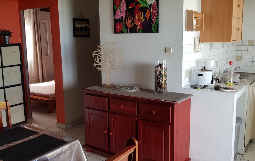 Location de vacances - Maison - Villa à Bois De Nèfles - Séjour du F3 avec mezzanine