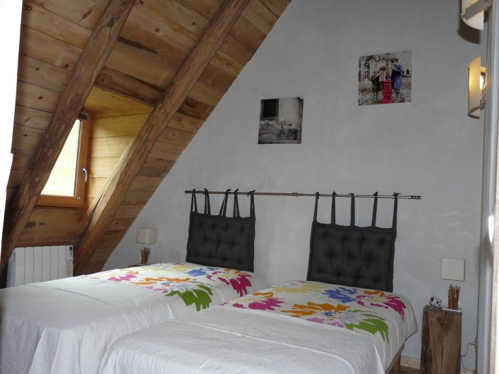 Location de vacances - Gîte à Campan - Chambre Marine