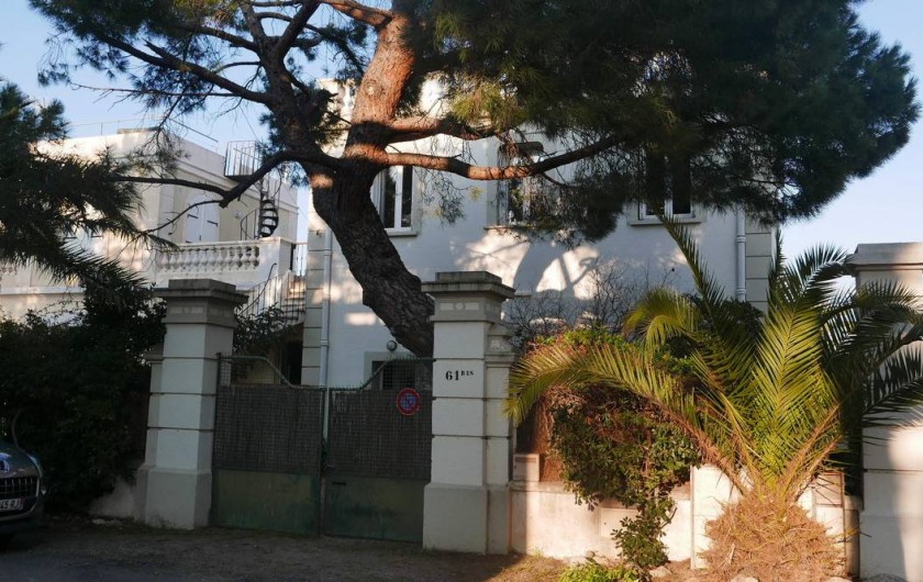Location de vacances - Chalet à Argelès-sur-Mer - entrée coté rue