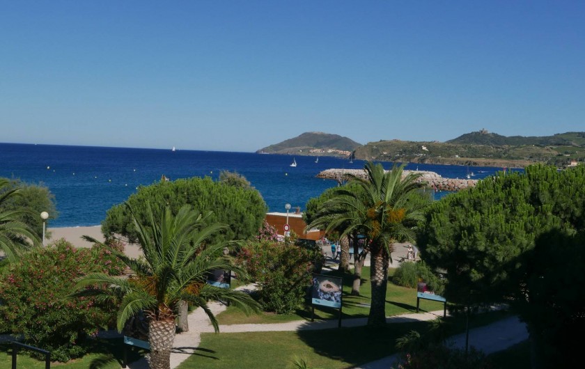 Location de vacances - Chalet à Argelès-sur-Mer - vue depuis terrasse séjour