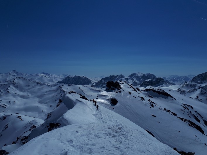 Location de vacances - Chalet à Valmeinier - En arrivant à Roche noire en ski de rando à 3050 mètres d'altitude.