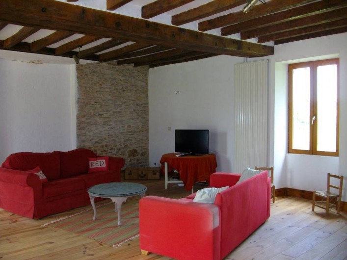Location de vacances - Gîte à Noyant-la-Gravoyère - Salon 