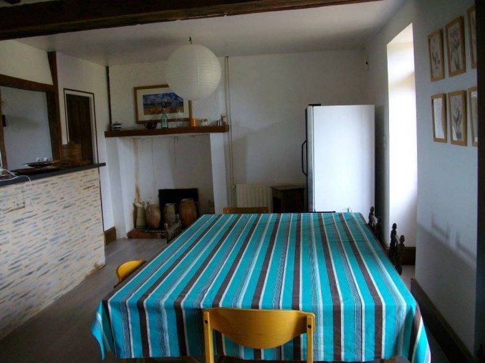 Location de vacances - Gîte à Noyant-la-Gravoyère - Salle à manger