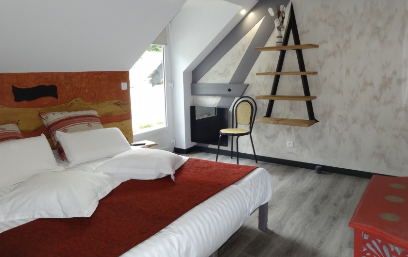 Location de vacances - Chalet à Estaing - RÊVE DE GOSSE le gîte KAIROS trois chambres double