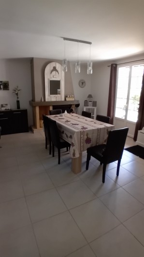 Location de vacances - Villa à Roussas - Salle à manger