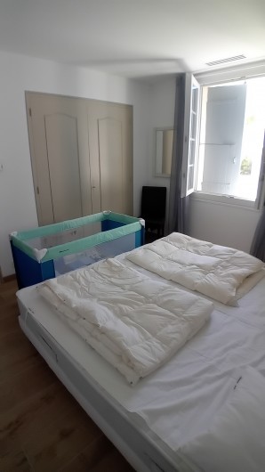 Location de vacances - Villa à Roussas - Chambre 2 à l'Ouest