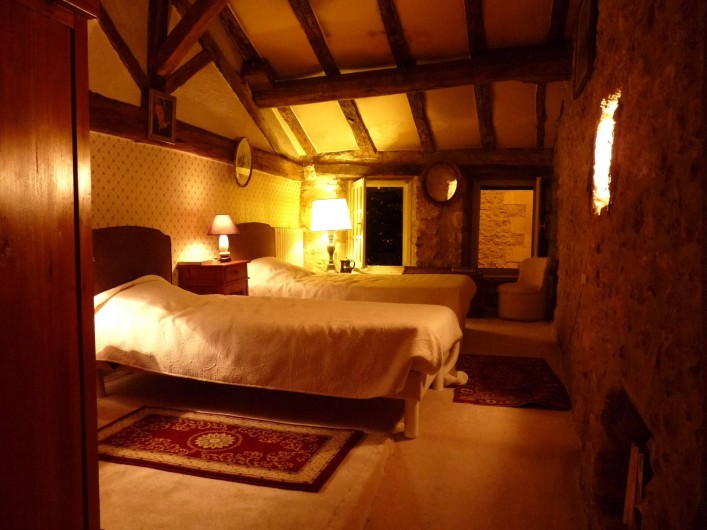 Location de vacances - Moulin à Migné-Auxances - chambre 3 ; 2 lits jumeaux