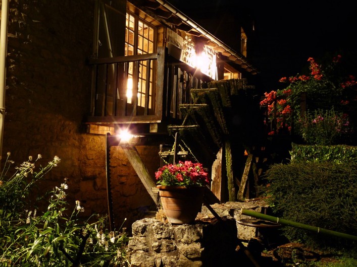Location de vacances - Moulin à Migné-Auxances - la roue de nuit
