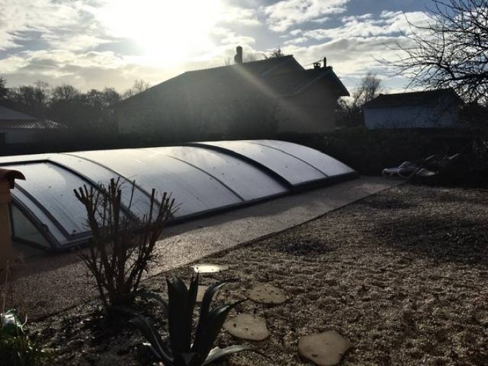 Location de vacances - Chambre d'hôtes à Grayan-et-l'Hôpital - Piscine de 10x5 m pouvant être découverte en été pouvant être fermée