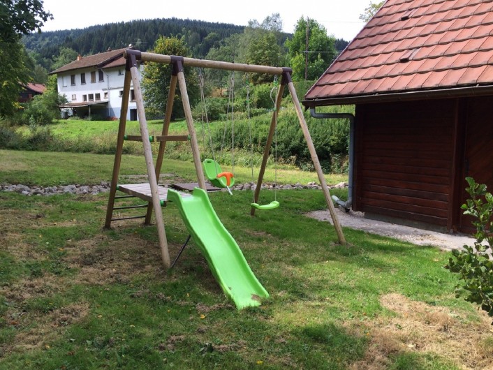Location de vacances - Chalet à Xonrupt-Longemer - balançoire pour les enfants