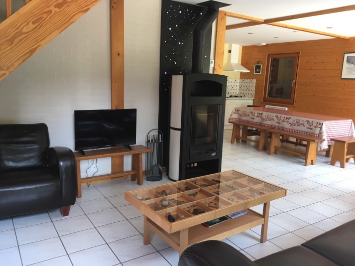 Location de vacances - Chalet à Xonrupt-Longemer - poele a bois GODIN idéal pour l'hiver