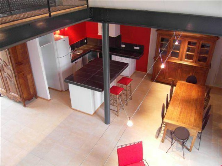 Location de vacances - Gîte à Roussennac - Vue sur la cuisine depuis la mezzanine