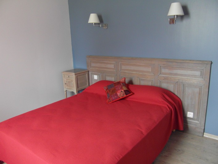 Location de vacances - Gîte à Roussennac - Chambre 1 sur 4 du gîte (au rez de chaussée)