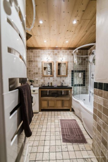 Location de vacances - Appartement à Val-d'Isère - Salle de bains