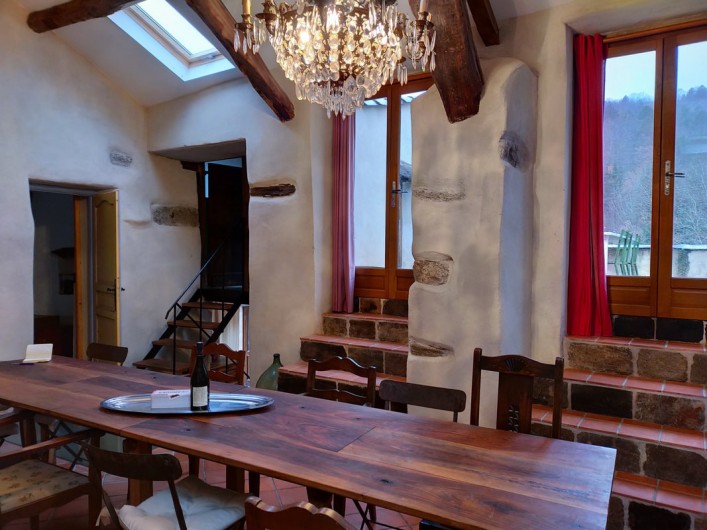 Location de vacances - Gîte à Saint-Vincent-d'Olargues - Cuisine avec accès au terrasse gîte 2