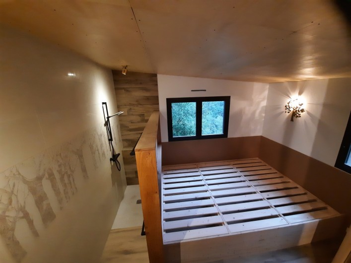 Location de vacances - Gîte à Mialet - Salle d'eau et couchage XXL avec matelas intégrés ... livrés  bientôt
