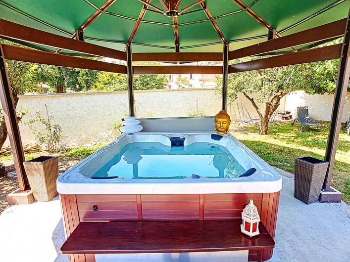 Location de vacances - Appartement à Arandon - COIN JACCUZI